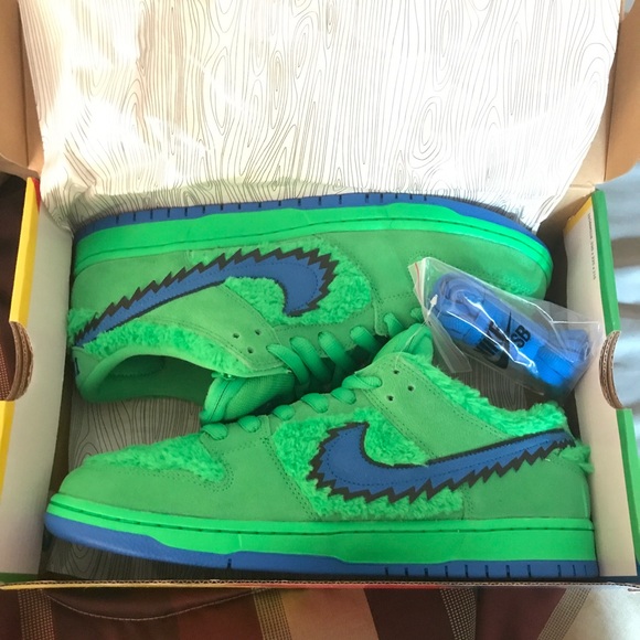 Nike SB Dunk Lows Green Grateful Dead Size 12